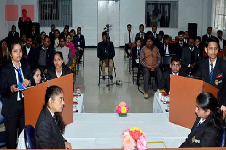 moot-court